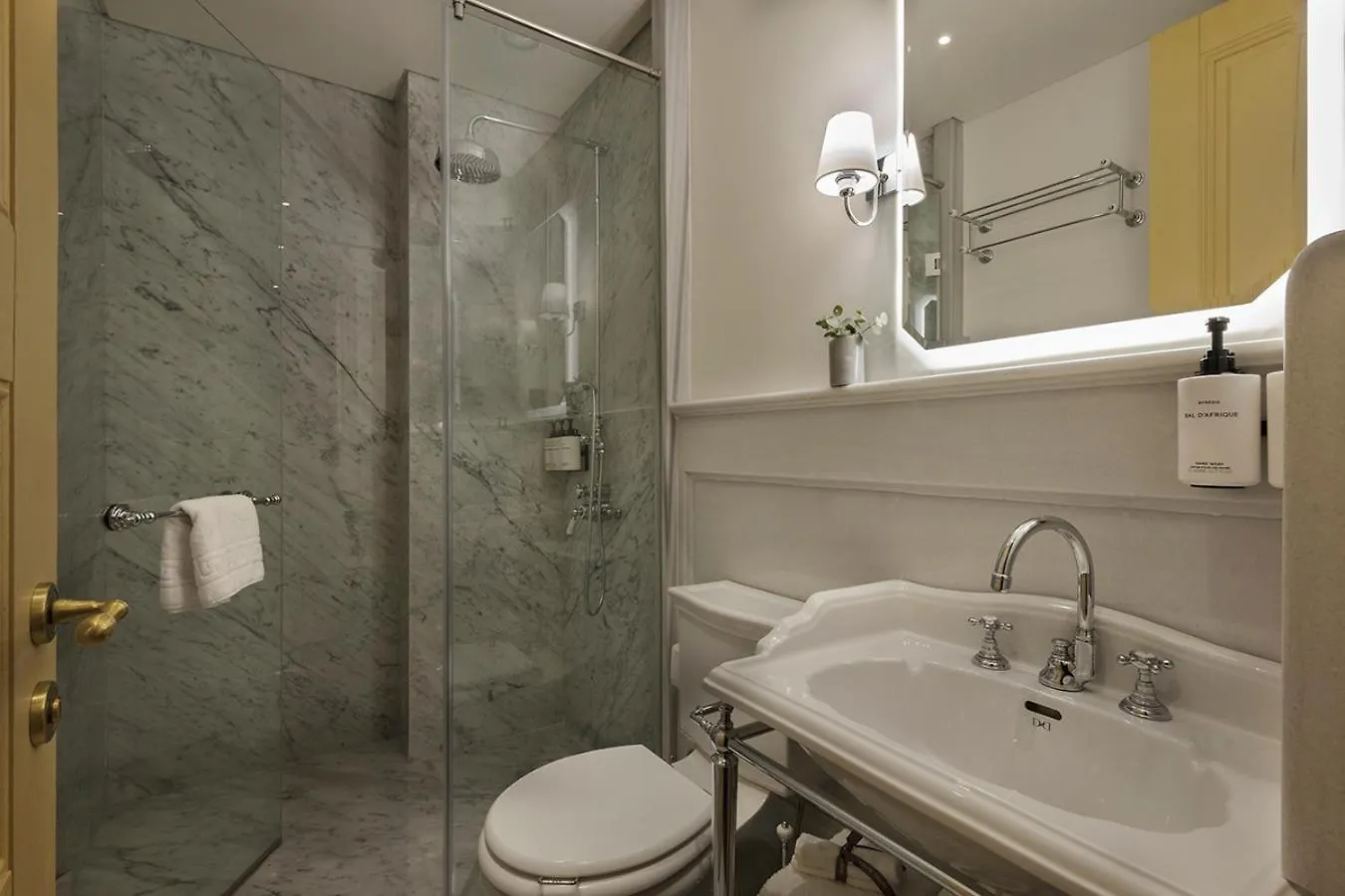 Hotel Komana Binbirdirek Istambul Turquia
