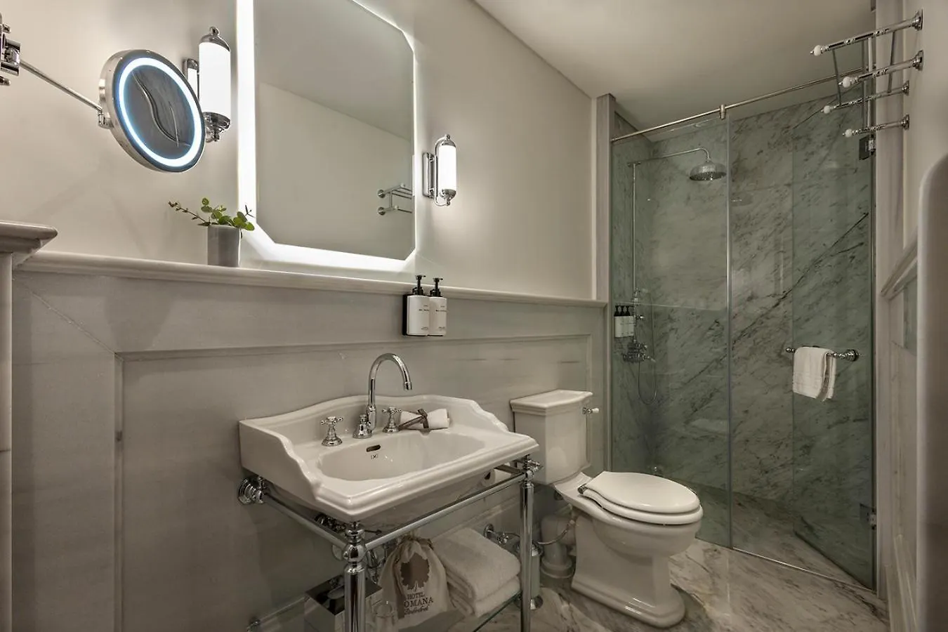 Hotel Komana Binbirdirek Istambul Turquia